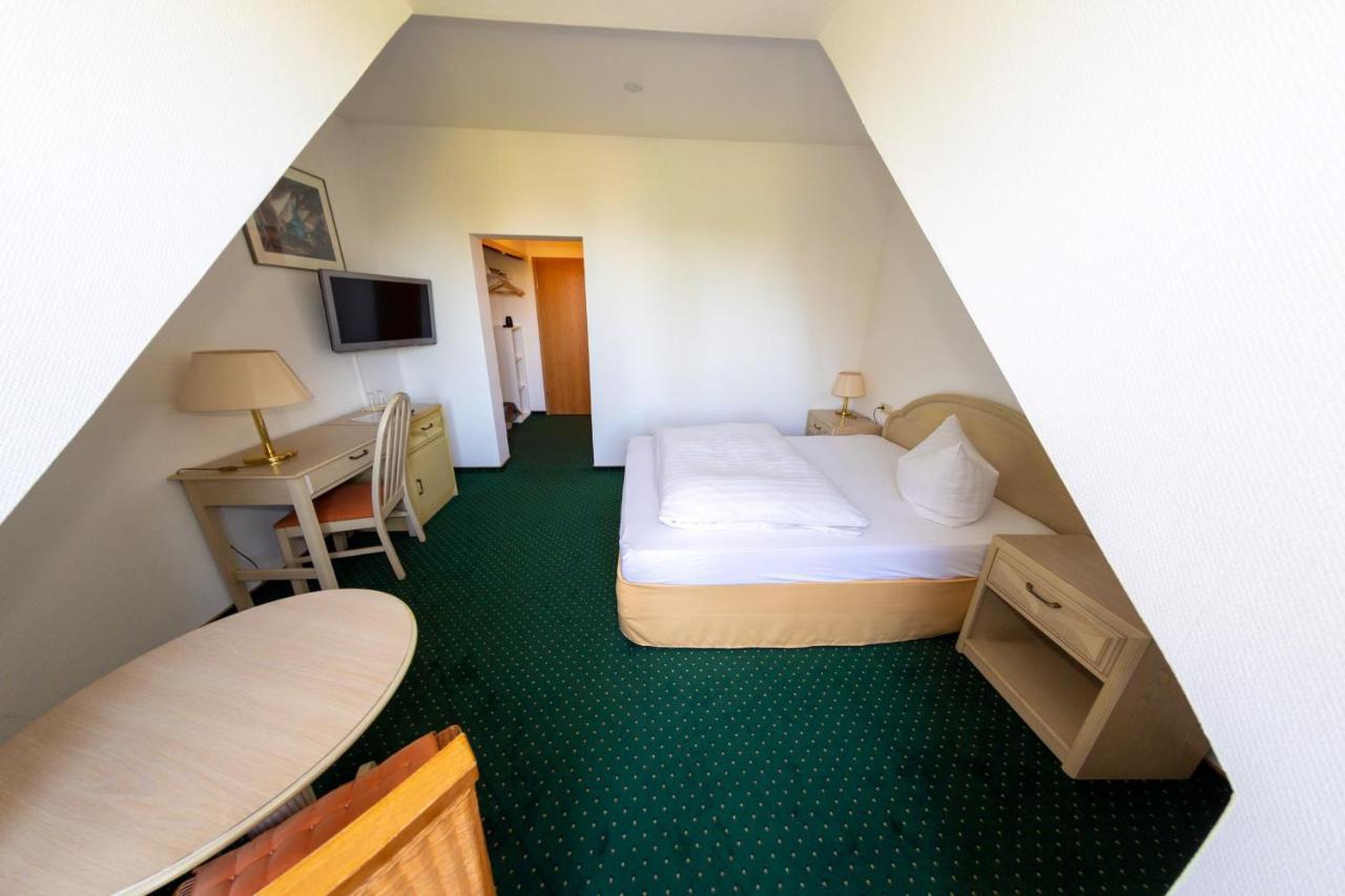 Hotel Schwartze Weimar  Ngoại thất bức ảnh