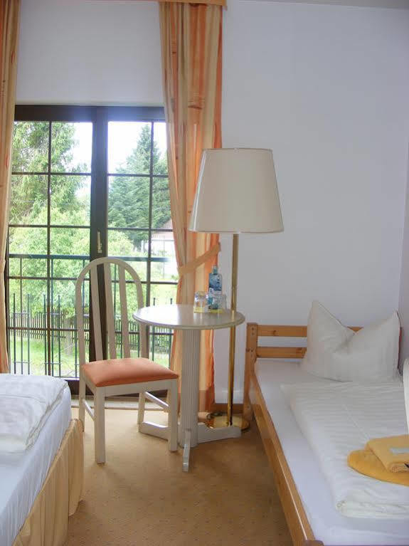 Hotel Schwartze Weimar  Ngoại thất bức ảnh