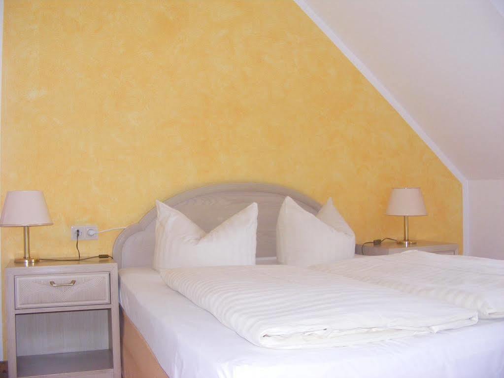 Hotel Schwartze Weimar  Ngoại thất bức ảnh