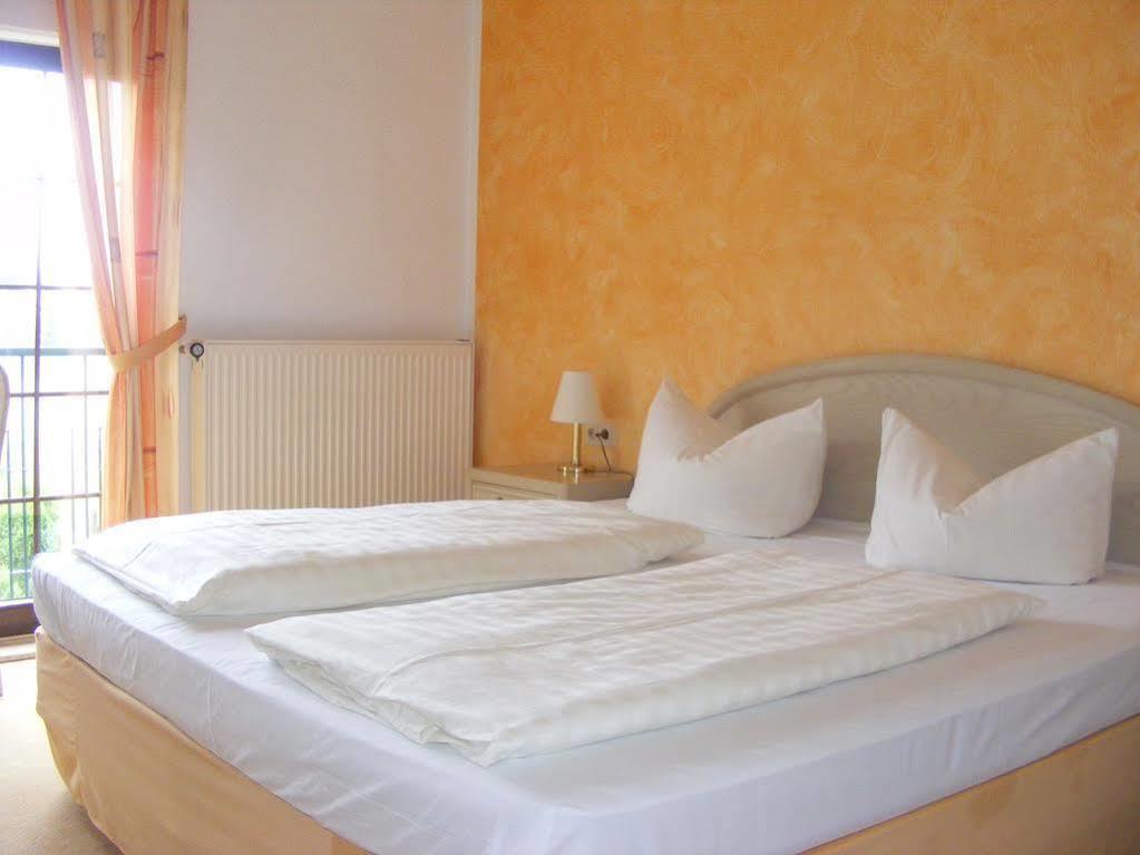 Hotel Schwartze Weimar  Ngoại thất bức ảnh