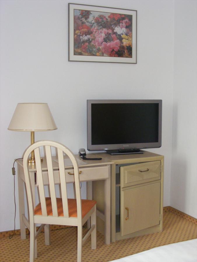 Hotel Schwartze Weimar  Ngoại thất bức ảnh