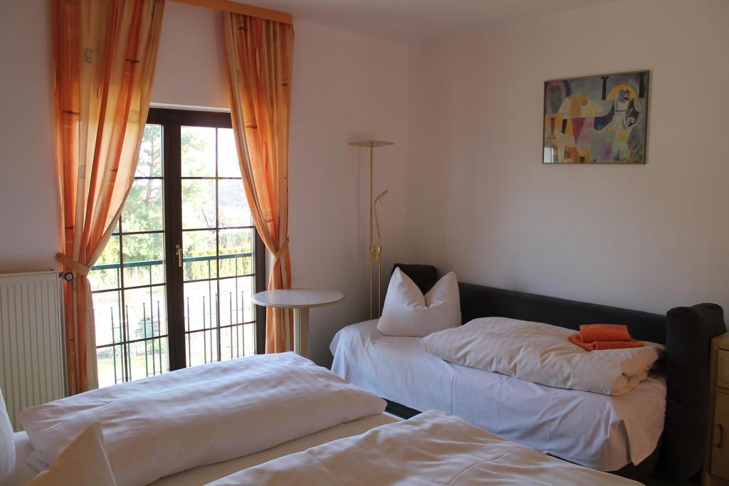 Hotel Schwartze Weimar  Ngoại thất bức ảnh