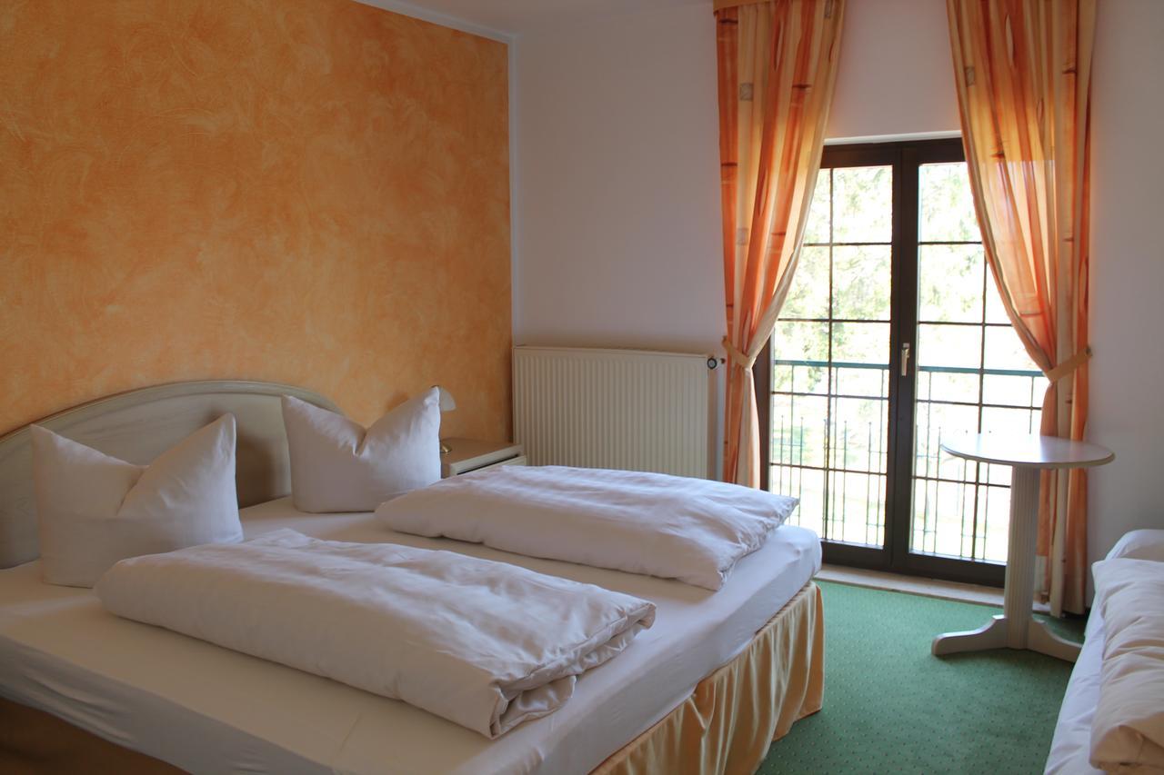 Hotel Schwartze Weimar  Ngoại thất bức ảnh